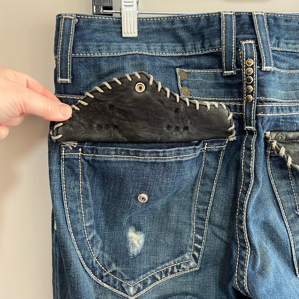 Robin’s Leather Flap Wing Embroidered Distressed Denim Jean, Med Blue Wash, 34 - Picture 5 of 12